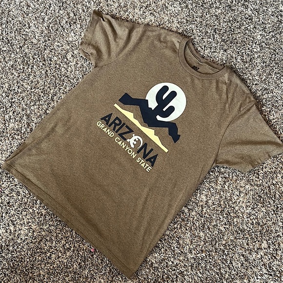 NWOT AZ Grand Canyon State print t-shirt - Picture 2 of 4